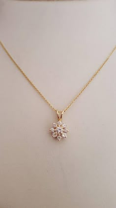 Gorgeous Diamond Flower Necklace w/16” Polished Link Chain in 14k Yellow Gold -EB708 Kalung Choker, قلادات متدلية, Diamond Pendants Designs, Modern Gold Jewelry, Gold Jewelry Simple Necklace, Gold Jewelry Stores, Gold Pendant Jewelry, Black Beaded Jewelry, Gold Chain With Pendant