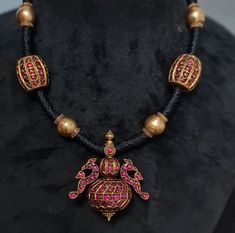 Blackbeads Chains, Fashion Jewelry Necklaces Gold, Beautiful Diamond Earrings, Simple Jewellery, Gold Temple Jewellery, Antique Necklaces Design, New Gold Jewellery Designs, Diamond Pendants Designs