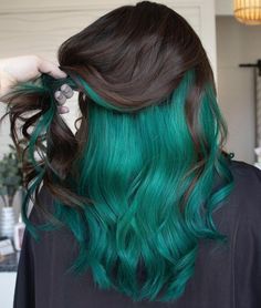 Hidden Hair Color, Green Hair Dye, Girly Hair, Split Dyed Hair, Hair Color Underneath, Teal Hair, Hair Color Streaks