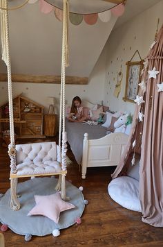 Bedroom Swing, Room Swing, Space Saving Furniture Bedroom, Indoor Swing, Kids Bedroom Designs, Cute Bedroom Ideas, Nursery Room Inspiration, Princess Room, Girly Room