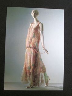 Just in! This unique Evening Dress by Callot Soeurs 1922 - V & A Museum Postcard - unposted for £3.50. 
#jewellery #royalcollectables #vintage #silverjewellery #glassware #celticjewellery #pottery #porcelain #collectables #antiques Museum Dress, Callot Soeurs, 20s Dress, 20's Dress, Lovely Clothes, 1920s Fashion, Victoria And Albert, Victoria And Albert Museum, Evening Dress