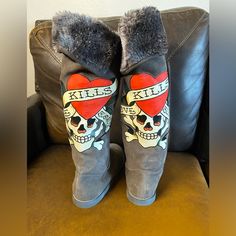 I Got These Probably Sometime In The Late 1980’s-1990s.Never Worn Them. They’re Literally Brand New Without The Box. I Hope Someone Will Enjoy Them!!! Ed Hardy Boots, 2000 Shoes, Mcbling Fashion, 2000s Clothing, Xmas 2024, New Boots, 2000s Fashion Outfits, Dream Style, New Rock