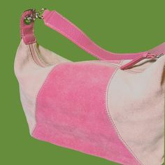 Y2K Retro Adorable Mod  2-Tone Pink   Genuine Suede Medium Sized Arm Pit Purse / Handbag   Perfect gift for anyone who is obsessed with the color pink! Also perfect accessory for your Barbie style wardrobe pieces, or any spring time or summer outfits that could use a pop of extra cuteness and color. 💗 *Very Clean, in Excellent condition   * Measures approximately  15" long by approximately 7 to 8" tall * Photos show the bag with bubble wrap inside to help demonstrate volume capacity  * The closeup all pink photo is the inside liner, to reveal how clean & "like new" the inside is.   * Chunky zipper up top to keep your belongings safe and concealed  * Inside liner has a standard size small zip compartment  * No additional long strap came with this bag,  so only the strap that's shown attach Pink Bag With Top Carry Handle For Errands, Pink Handheld Hobo Bag For Travel, Pink Shoulder Bucket Bag With Top Handle, Pink Top Handle Baguette Bag For Shopping, Pink Top Handle Baguette Bag For Everyday, Pink Handheld Baguette Bag For Shopping, Pink Rectangular Hobo Bag For Daily Use, Pink Handheld Baguette Bag For Travel, Pink Leather Shoulder Baguette Bag