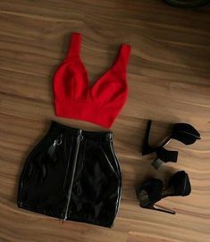 Sports Party Outfit, Mode Rockabilly, Outfit Night Club, Party Outfits Night, Club Outfits For Women, Trendy Dress Outfits, Foto Poses, Retro Mode, Going Out Outfits