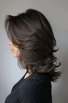 Hair With Volume And Layers, Women Haircuts Long Layers, Face Framing Layers Volume, Shaggy For Fine Hair Round Faces, Voluminous Layers Medium Hair, Hair Cuts For Shorter Hair, Haircut Shorter In Back, Short Hair On Long Face, Short Haircuts For Full Faces