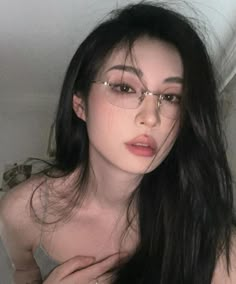 Ulzzang Girl With Glasses, Ulzzang Glasses, Korean Sunglasses, Girl With Glasses, Ulzzang Makeup