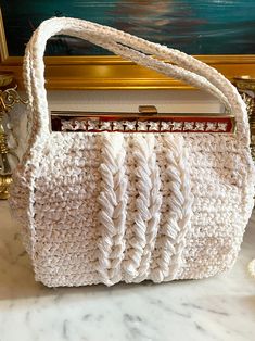 "Vintage woven white raffia purse. Lovely gold metal decorative top frame and closure. One compartment interior with zipper side pocket. Label reads RH Macy & Co, NY, Japan.  Very good vintage condition. Very clean for a vintage bag. Few dark spots on the straw consistent with age. Interior lining is clean but looks darker on one side. Closure and zipper work perfectly. Length at the widest part is 11.5\", height is 8.5\"and strap drop is 6\". Remember: Vintage is never perfect. Each vintage ite Gucci Hobo Bag, Vintage Cake Stands, Diamond Wall, Straw Handbags, How To Make Handbags, Vintage Bags, Hobo Bag, Gucci Bag, Purses And Handbags