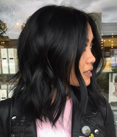 Razor Cut Hair, Curly Hair Types, Hair 2018, Short Black Hairstyles, Grunge Hair, Shoulder Length Hair, Long Hair Cuts