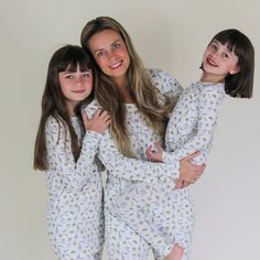 Introducing our Milk and Cookies Kids Bamboo Pajamas - where comfort meets holiday cheer in the most adorable way! These pajamas are crafted with your little ones in mind, ensuring a cozy and whimsical bedtime experience. Made from luxurious bamboo fabric, they offer a soft and gentle touch on their delicate skin. The playful milk and cookies print adds a dash of holiday magic, making bedtime even more exciting. Whether it's storytime by the twinkling tree lights, sharing festive cookies, or sim Milk And Cookies, Bamboo Pajamas, Best Baby Shower Gifts, Cozy Pajamas, Cookies For Kids, Milk N Cookies, Milk Cookies, Baby Pajamas, Bedtime Routine