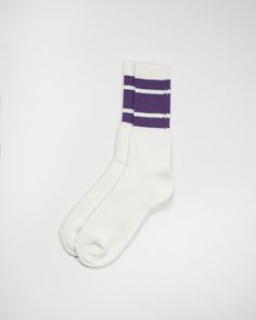 One size fits all Wash cold, Do not tumble dry Made in Japan Material Cotton 90% Polyester 9% Polyurethane 1% Winter Sporty Socks With Ribbed Cuffs, Sporty Winter Socks With Ribbed Cuffs, Comfortable Purple Cotton Socks, Casual White Ribbed Socks, White Casual Socks With Ribbed Cuffs, Casual White Socks With Ribbed Cuffs, Casual Purple Sports Socks, White Ribbed Cotton Socks, Winter Sports Cotton Socks