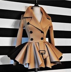 Short Wool Coat, Workwear Chic, Rocker Girl, Peplum Jacket, Stylish Coat, Drag Queens, Work Wear Women, Mode Inspiration, Petticoat