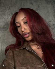 Amber Hair Colors, Deep Red Hair Color, Red Hair Outfits, Red Weave Hairstyles, Amber Hair, Sew In Hairstyles, Cute Hair Colors, Dyed Red Hair, Hair Color Burgundy