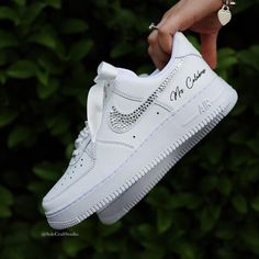 Make Your Day Extra Special With These Beautiful And Unique Custom Bridal Sneakers. Please Visit: Solecraftstudio.Com For A Better Customization Experience, And Better Prices. Why Settle For Ordinary When You Can Have Extraordinary? Elevate Your Wedding Attire With Personalized Sneakers That Not Only Look Fabulous But Feel Incredible Too. Brand New 100% Authentic Nike Air Force 1 With Box! Clear Rhinestones Swoosh Bridal Custom Made-To-Order Sneaker. Satin Or Tulle Laces! Style: 4 Swooshes + Lac Wedding Sneakers For Bride, Personalized Sneakers, Bridal Sneakers, Wedding Sneakers, Custom Air Force 1, Shoes Custom, All I Ever Wanted, Custom Bridal, Wedding Attire