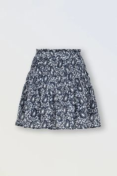 This sassy skirt rocks an indie pattern with a high elastic waist and multi-layered frills. The paisley design adds a groovy touch, and the skirt is fully lined for extra comfort. Casual Paisley Print Flowy Skirt, Casual Paisley Print Skirt, Summer Tiered Skirt With Paisley Print, Spring Paisley Print Skirt, Trendy Floral Print Tiered Skirt, Trendy Tiered Floral Print Skirt, Summer Patterned Mini Skirt, Spring Paisley Print Mini Skirt, Flowy Paisley Print Tiered Skirt