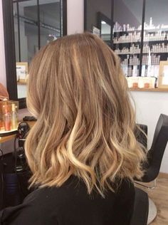 Hairstyles Prom, Dark Blonde Hair, Hairstyles Wedding, School Hairstyles, Long Wavy Hair