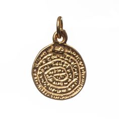 925 Sterling silver Minoan Phaistos Crete Pendant Gold Plated 2sided 0.55 inches PRODUCT: 925 STERLING SILVER,Gold Plated Phaistos disk 2 sided, greek, PENDANT, All parts are Sterling silver Gold Plated. - MEASURE : 0.55 x 0.43inches (14x11mm) - METAL: 925 Sterling Solid Silver Gold Plated - WEIGHT : 0.0016 lb (0.75 grams) - CONDITION: Brand New ( Gift box included ) Ancient Style Yellow Gold Brass Jewelry, Nickel-free Yellow Gold Amulet Jewelry, Ancient Style Gold Pendant Jewelry, Ancient Gold Pendant Jewelry, Gold Pendant Jewelry In Vintage Style, Gold Antique Pendant Jewelry, Ancient Engraved Round Pendant Jewelry, Byzantine Engraved Round Pendant Jewelry, Engraved Byzantine Round Pendant Jewelry