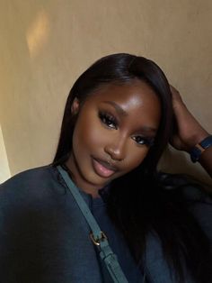 Full Coverage Makeup, Makeup For Black Skin, Material Girls, Cute Makeup, Beautiful Black Women, Makeup Inspo, Pretty Face, Pretty Woman, Makeup Tutorial