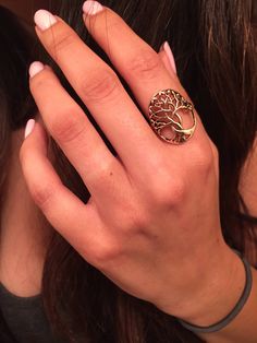 FREE SHIPPING NEW! -A gorgeous, highly-crafted, Rose gold over sterling silver Tree of Life Ring. This is a large ring with a 24 mm (0.94 inch) face height and a substantial amount of weight to it. A truly beautiful statement ring. The Tree of Life is a many-branched tree that represents the interconnectedness of all life on our planet. It is a motif that is present in various religions, mythologies, and philosophies. The Tree of Life illustrates the idea that all life on earth is connected and Rose Gold Tree, Spiritual Ring, Gold Tree Of Life, Ring Tree, Tree Of Life Ring, Life Ring, Tree Ring, Family Rings, Tree Rings