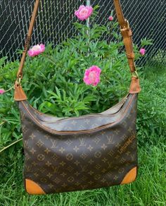 35 Louis Vuitton Boulogne