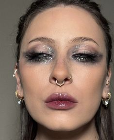 Gamine Makeup, Dark Fairy Makeup, Grungy Makeup, Rock Makeup, Vampire Bride, Fairy Makeup