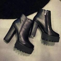 Thick Heel Boots, Thick Heel Shoes, Boot Collection, Boots Thick, The Darkling, Fashion Shoes Heels, Point Design, Winter Fashion Boots, Women Platform Shoes