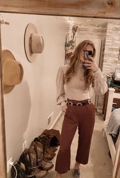 Middle Aged Wedding Guest Outfit, Work Outfits Women Receptionist, Western Boho Business Casual, Western Pant Suits For Women, Wide Leg Pants Outfit Western, Western Outfits Women Business, Western Workwear Women, Western Slacks Outfit, Color Wheel For Clothes Outfits