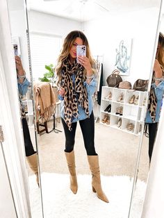 How To Style Faux Leather Leggings, Style Faux Leather Leggings, Faux Leather Leggings Outfit, Leggings Outfit Fall, Womens Fashions, Leather Leggings Outfit, Look Legging, Outfits Jeans, Leggings Outfits