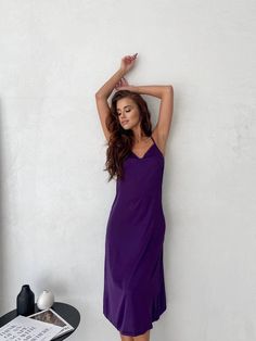 Solid Satin Slip Dress For Date Night, Purple Satin V-neck Slip Dress, Brunch Slip Dress With Spaghetti Straps, Elegant Satin Dress With Spaghetti Straps For Brunch, Elegant Satin Dress For Summer Nights, Purple Spaghetti Strap Midi Dress, Elegant Satin Summer Night Dress, Sleeveless Silk Midi Dress For Night, Summer Night Satin Dress With Spaghetti Straps