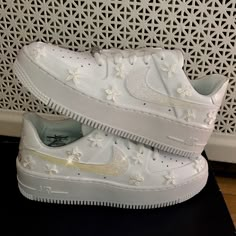 Custom Wedding Air Force 1, Custom Bride Shoes, Wedding Af1, Wedding Nikes Bride, Bride Nikes, Nike Bride Shoes, Nike Wedding Shoes Brides, Wedding Sneakers For Bride Nike, Custom Wedding Sneakers