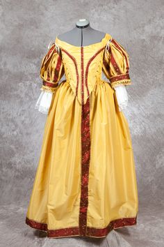 This dress was fashionable at the middle of the 17th century. The closure is at the back. This version of the dress is for theaters or different kind of projects when it is needed that the dress suits different sizes. It has two side lacings and one at the back. Instead if chemise, white sleeves are sewn to the main sleeves.  Custom sized to your measurements. Please send me bust, waist, hip and length measurements after the order has been completed. Can be shipped in other countries, please fee Historical Baroque Fancy Dress, Baroque Historical Dress For Costume Party, Historical Baroque Costume Dress, Historical Baroque Style Dress, Baroque Victorian Dress For Costume And Medieval Festivals, Baroque Victorian Dress For Costume Parties And Medieval Festivals, Vintage Medieval Dress For Theater, Vintage Dress With Historical Design For Fantasy Events, Baroque Victorian Dress For Costume Party