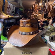 Really Nice Men's western ranch style Cowboy hat perfect for any occasion! Faded brown color wave Great to add a nice western touch to any attire for the perfect cherry on top! Easy combinable with any styles, Great for rodeos, concerts, family gatherings and more with breathable and non-tight comfort fit! Lightweight with elastic band for a better fit with water proof and wind proof material made 100% from Mexico! Available in sizes small & Medium!  Spanish: ¡Un bonito sombrero de vaquero estilo rancho occidental para hombre, perfecto para cualquier ocasión! Ola de color marrón descolorido ¡Genial para añadir un bonito toque occidental a cualquier atuendo para la cereza perfecta en la parte superior! Fácil de combinar con cualquier estilo, ideal para rodeos, conciertos, reuniones familiar Cowboy Hut, Brown Cowboy Hat, Mens Western, Chapeau Cowboy, Western Cowboy Hats, Rodeo Cowboy, Color Wave, Ranch Style, Cowboy Hat