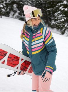 Snow Skiing Outfits For Women, Ski Jackets For Women, Womens Ski Jacket, Athletic Chic, Ski Outfits, Womens Ski, Snow Trip, Ski Outfit, Snow Outfit