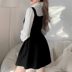 Material:?Polyester 
Weight:0.33KG 
Size: S-L 
SKU:?DR15227 Black Sleeveless Fake Two-piece Dress, Black Sleeveless Dress With Fake Two-piece Detail, Black Mini Dress For Cosplay, Black Casual Dress For Cosplay, Womens Cosplay, Dress With Tie, Black & White, Two Piece Dress, Piece Dress