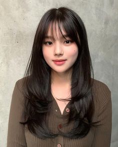 Hair Cuts Ideas Bangs, Japanese Hair Bangs, Bangs For Asian Hair, Korean Bangs Long Hair, Korean Haircut Bangs, Korean Bangs Cut, Korean Long Hair With Bangs, Cute Korean Haircut, Korean Hairstyle Bangs