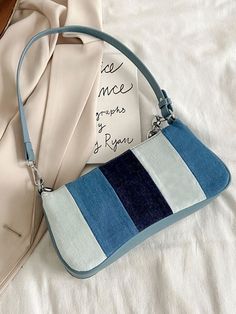 Colorblock Bolsa de ombro | SHEIN Jean Diy, نظارات شمسية, Fancy Bags, Bags Aesthetic, Baguette Bag, Pretty Bags, Jeans Bag