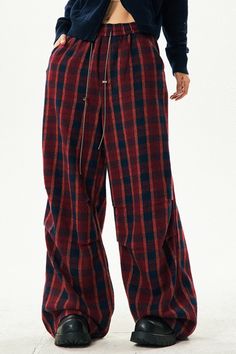 red and navy plaid pattern pants, academy punk aesthetic pants, wide sweatpants, dark academia style Wide Sweatpants, Preppy Girl Style, Preppy Aesthetic Outfits, Punk Plaid, Argyle Vest, Dark Academia Style