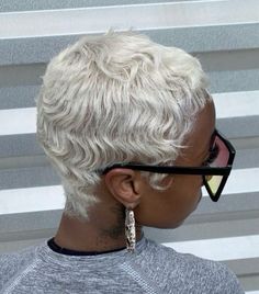 Platinum Hair Color Ideas Icy Blonde, Short Blonde Pixie Black Women, Short Gray Hair Over 50, Blonde Baddie, White Blonde Hair Color, Blonde Twa, Short Platinum Blonde Hair, Finger Waves Short Hair, Platinum Blonde Pixie