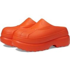 Sorel Caribou Optimized Orange Clog - New In Box Make Your Walk More Comfortable By Wearing Sorel Caribou Clog Throughout The Day. This Clog Features A Round Toe Silhouette In A Slip-On Style. Fit Tip: For 1/2 Sizes, Order Next Size Up. Synthetic Upper. Synthetic Lining And Insole. Iconic Caribou Lug Design Provides Proven Traction. Fuzzy Crocs, Beige Mules, Olive Shoes, Walk More, Sorel Caribou, Top Backpacks, Platform Clogs, Sorel Womens, Sorel Shoes