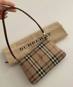 Burberry Aesthetic, Designer Things, Vintage Designer Bags, Bag Obsession