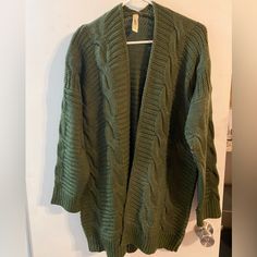 Army Green Chunky Knit Sweater-Size S/M Never Worn-Perfect For Fall! Smoke/Pet Free Green Knit Sweater, Chunky Knits Sweater, Chunky Knit, Colorful Sweaters, Army Green, Knit Sweater, Sweater Sizes, Sweaters & Cardigans, Cardigans