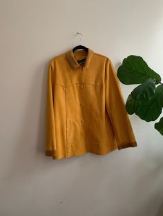 🏷 12 (Sh: 18in, B; 20in, W: 21in, L: 29in) | Gorgeous mustard yellow jacket by Harvé Benard. Raw edge design on front and two pockets. No flaws  🛍$52 or get it for $29.99 via bohomievtg.com (Please follow instructions on landing page for access or DM us!) *All measurements taken flat Classic Yellow Outerwear With Lapel Collar, Collared Yellow Winter Outerwear, Yellow Collared Winter Outerwear, Yellow Button-up Winter Outerwear, Yellow Button-up Outerwear For Winter, Yellow Lapel Collar Outerwear For Work, Retro Solid Color Outerwear For Work, Yellow Outerwear With Lapel Collar For Work, Fitted Mustard Outerwear For Work