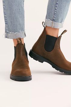 Blundstone Classic 550 Chelsea Boots | Free People Blundstone Women Outfit, Blundstone Women, Galaxy Converse, Galaxy Vans, Blundstone Boots, Tennis Skirt Outfit, Brown Chelsea Boots, Shoe Wardrobe, Chelsea Boots Women