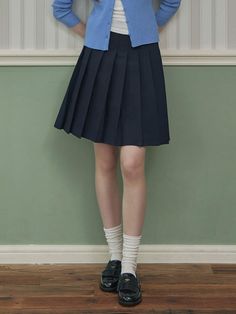 Composition : Polyester 100Color : Navy_S, Navy_M, Black_S, Black_MCountry of Origin : Republic of Korea Knee Skirt, Knee Skirts, Pleated Midi Skirt, Penny Loafers, Penny, Midi Skirt, Loafers, Composition, Skirt