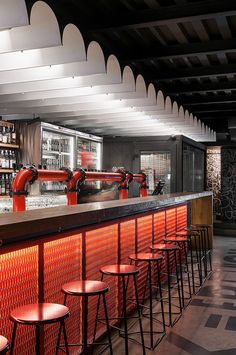 Bar Counter Design, Pub Interior, Bar In Casa, Craft Beer Bar, Beer Pub, Counter Design, Bar Interior, Bar Design Restaurant, Design Del Prodotto