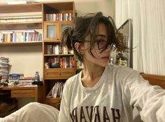 People With Glasses Aesthetic, Raya Core, Lynn Painter, Back To University, Study Motivation Inspiration, Study Inspiration, 인물 사진, Study Motivation