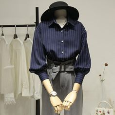 Top Professional Temperament Chic Small Striped Shirt Female Design Sense Niche Shirt - Super Amazing Store Taobao Fashion, Woman Blouse Casual, Black Cropped Trousers, Three Quarter Sleeve Shirt, Retro Blouse, Summer Office Outfits, Blouses Casual, Striped Shirt Women, Outfits Female