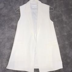 Xs White Vest Worn Once White Moisture-wicking Workout Vest, White Sporty Moisture-wicking Vest, White Vest, Vest White, Club Monaco, Monaco, Jackets & Coats, Jackets For Women, Color White