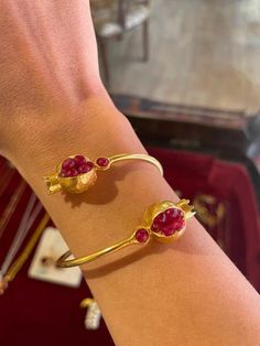 Handmade turkish braclet  Adjustabla braclet  Garnet stone Pomegranete  22K gold plated Garnet Stone, 22k Gold, Charm Bracelets, Garnet, Jewelry Bracelets, Gold Plate, Charm Bracelet, Plating, Bracelet