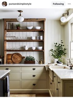 the kitchen is clean and ready to be used as a place for dinner or drinks