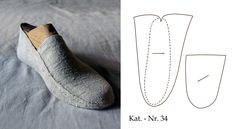 Handmade Shoes Pattern, Shoe Cobbler, Viking Shoes, Moccasin Pattern, Knitted Slippers Pattern, Custom Shoes Diy, Wool Shoes